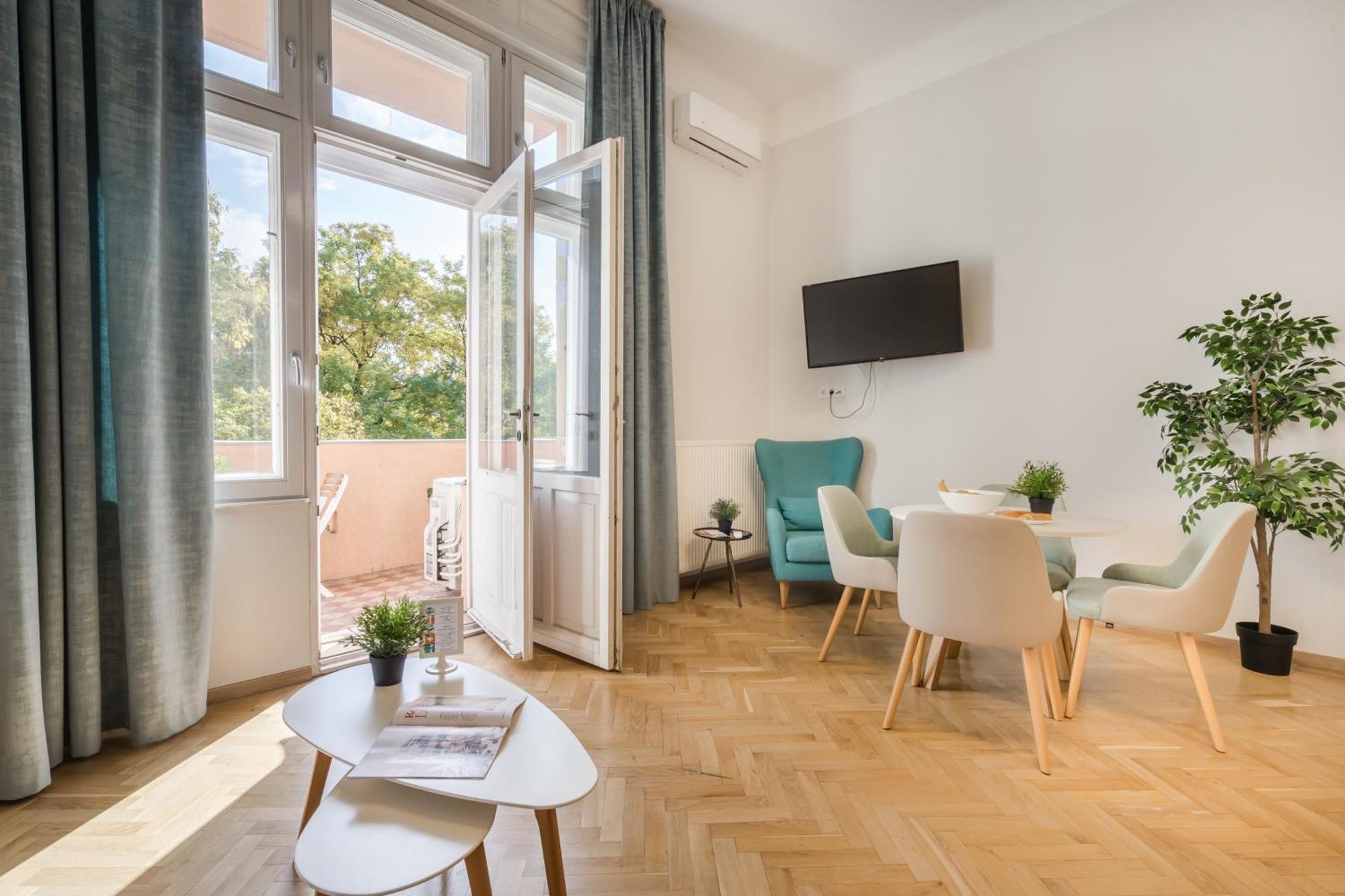 Klauzal Garden City Apartments بودابست المظهر الخارجي الصورة